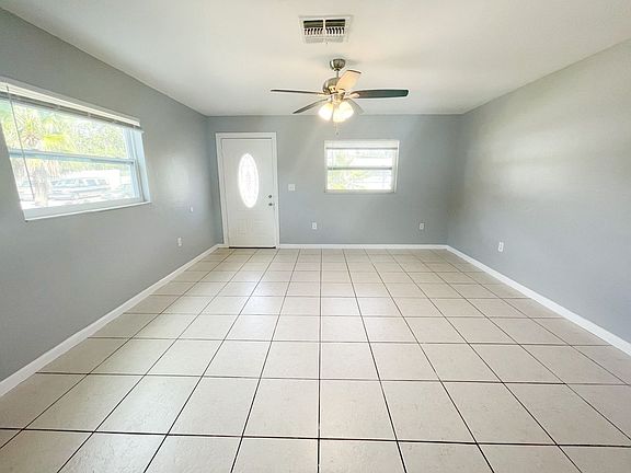 4th image of 1551 Swordbill Dr