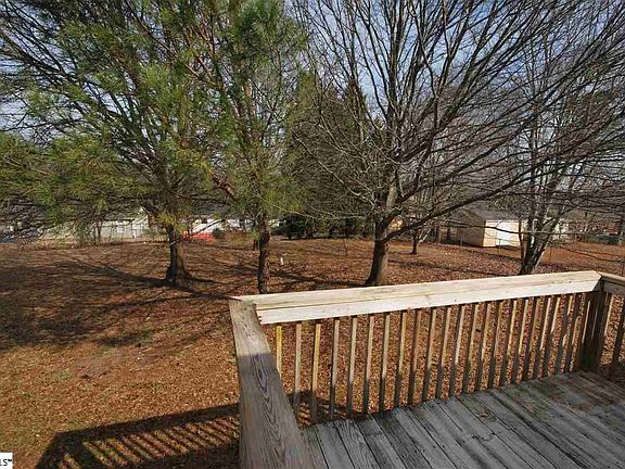4th image of 151 Loblolly Dr