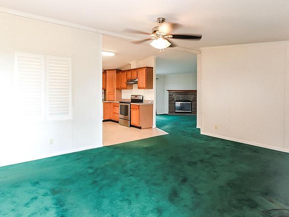 3rd image of 213 Carrol Ln
