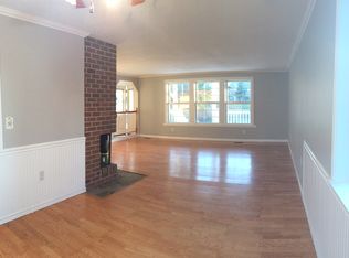 8223 42nd St W, Tacoma, WA 98466