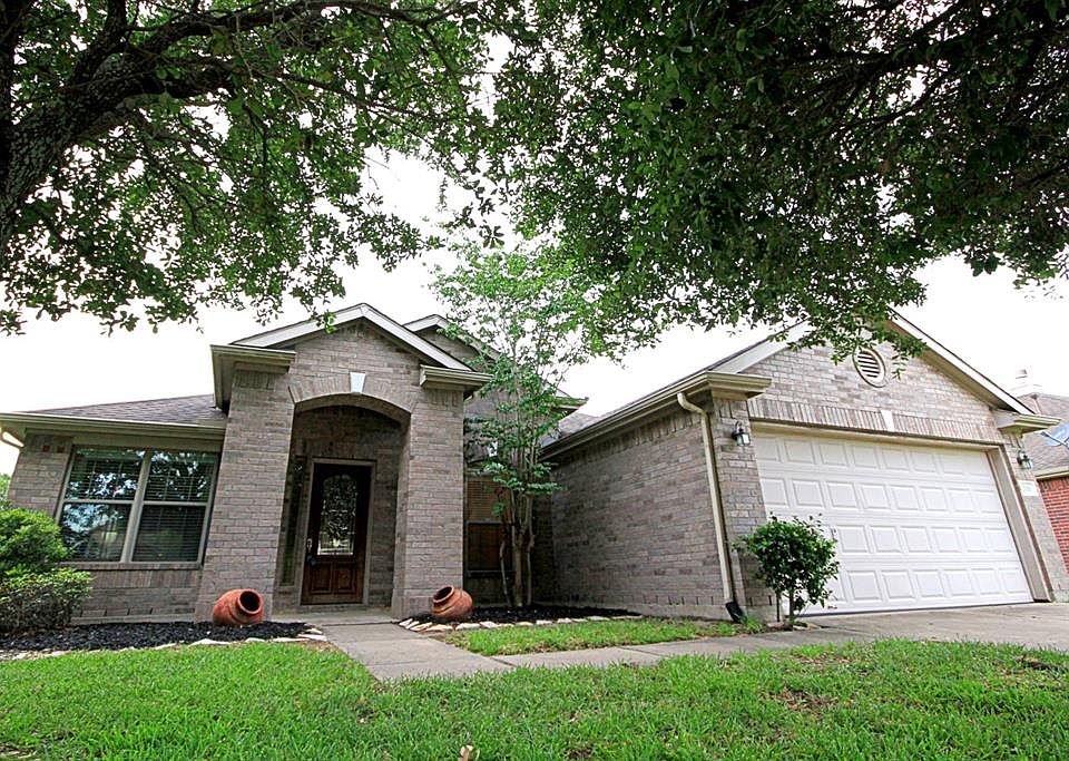1st image of 2310 Aspenfield Ln