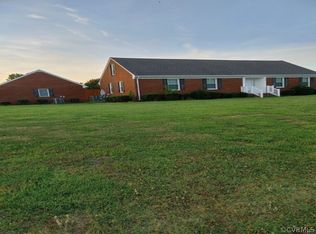 100 Castle Ct, Suffolk, VA 23434