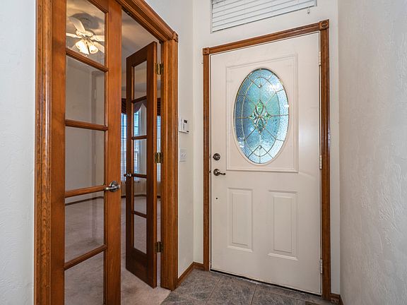 5th image of 15233 Rocky Mountain Dr