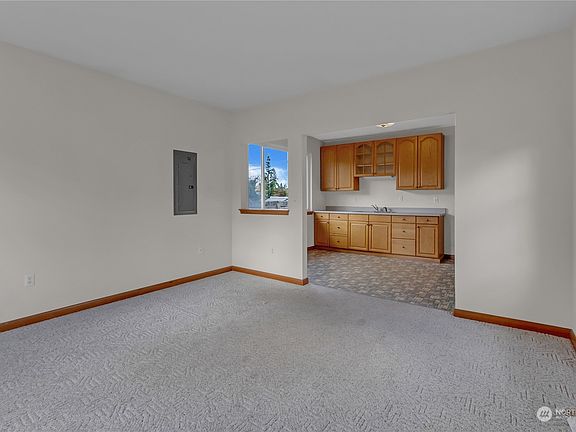 5th image of 2122 10th Street