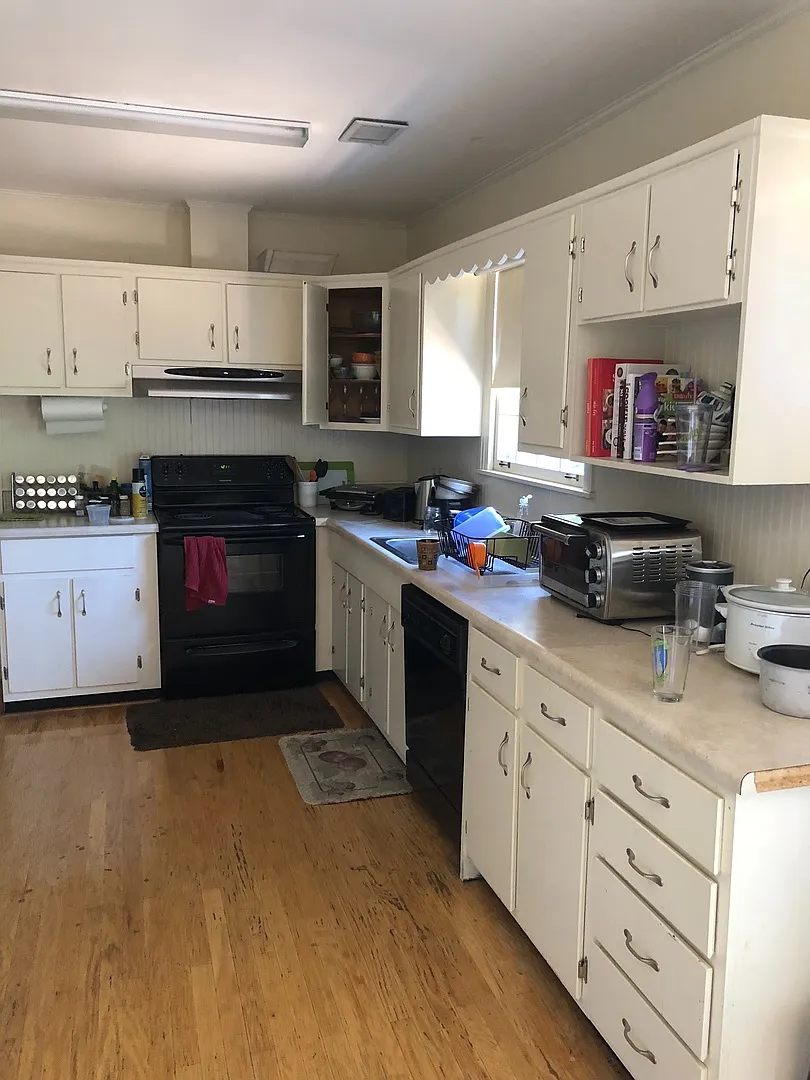 White Oak 2819 — Photo 2