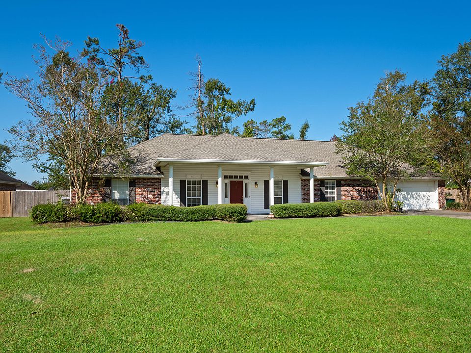 1st image of 1131 Chariot Dr