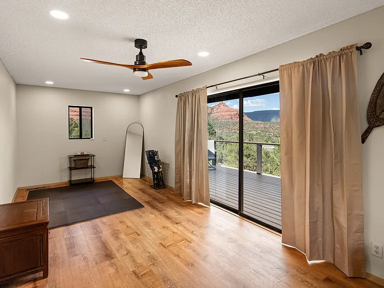 525 Coronado Trl — Photo 39