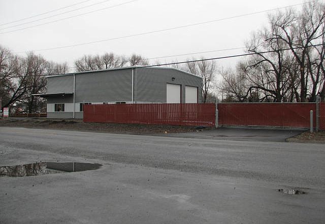2nd image of 404 N Railroad Ave