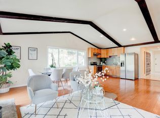 1855 Sunshine Valley Rd, Moss Beach, CA 94038