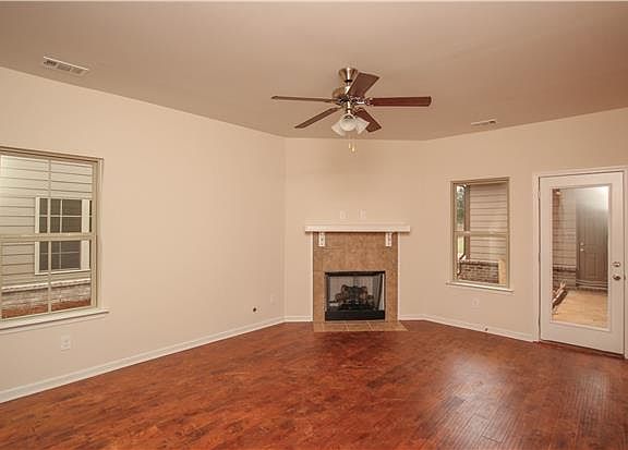 3rd image of 2239 Cason Ln