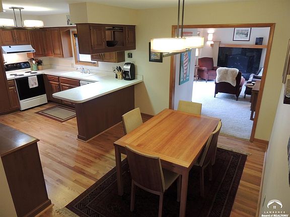 3rd image of 1820 W 21st Ter
