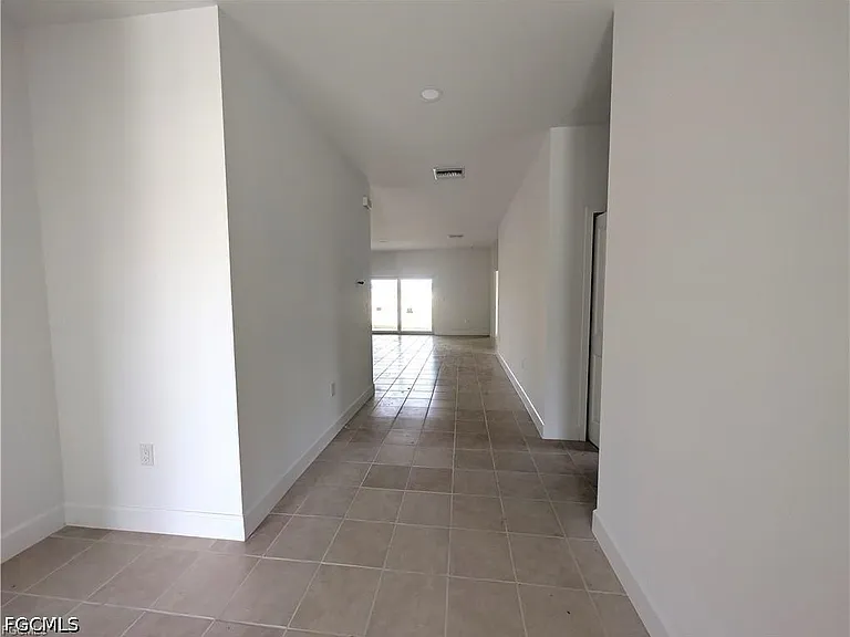 1101 Harold Ave S — Photo 9