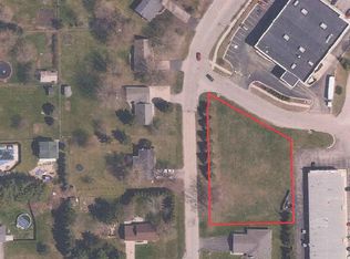 5091 Edgemere Ct, Roscoe, IL 61073
