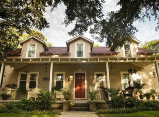 554 Blockade Dr, Pawleys Island, SC 29585