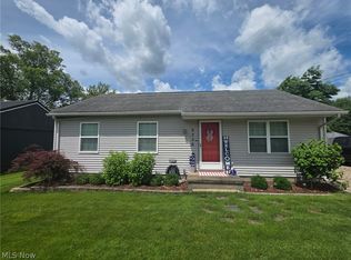 6338 S Water Street Ext SE, Uhrichsville, OH 44683