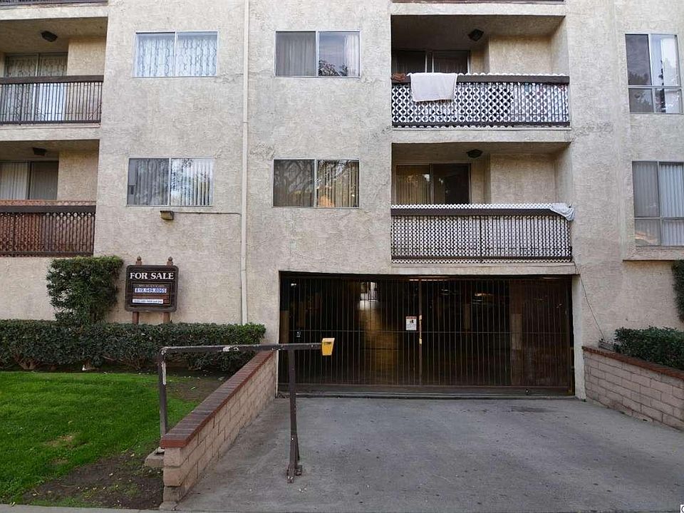 1st image of 570 W Stocker St Unit 313
