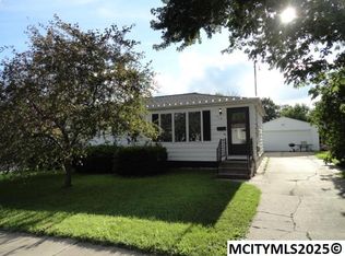 716 S Taylor Ave, Mason City, IA 50401
