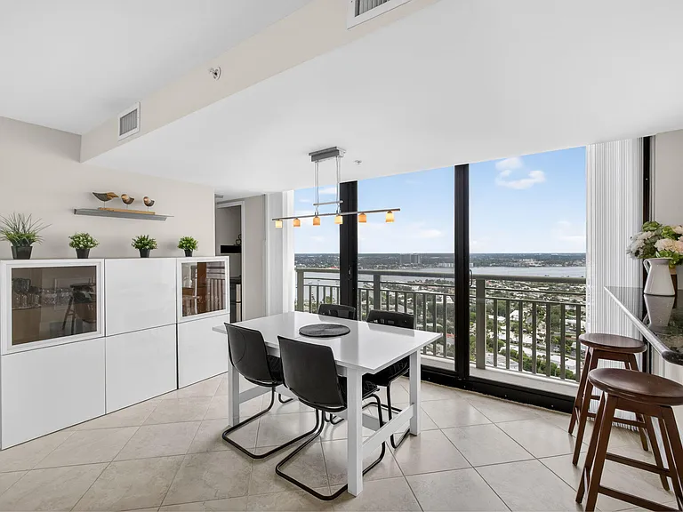 3000 N Ocean Dr — Photo 15