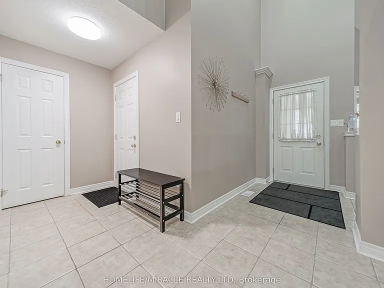 93 Lynch Cir — Photo 7