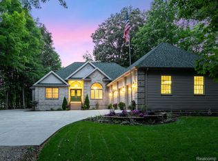 3421 Vincent Rd, North Street, MI 48049