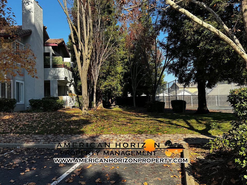1st image of 4830 Dover Ln Unit 301