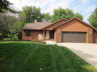 1137 Oklahoma Dr, Ames, IA 50014