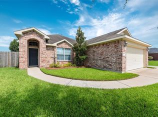 5027 Cotton Creek Dr, Cove, TX 77523