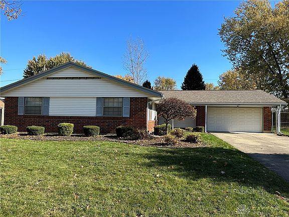 2nd image of 1004 Hazel Ave