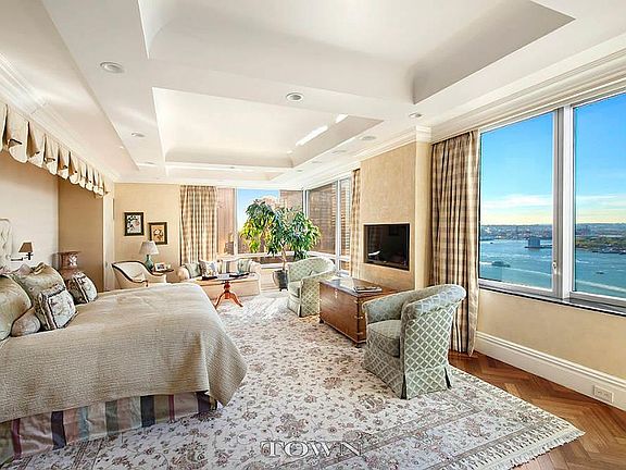 4th image of 10 Little St W Unit 31/32E