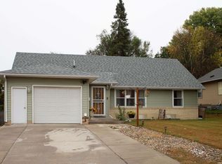 704 S Western Ave, Sioux Falls, SD 57104