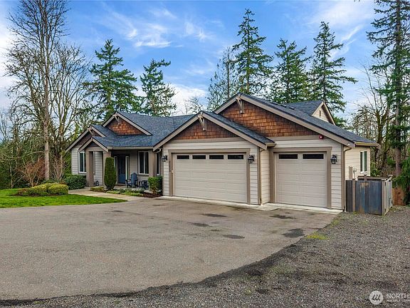 4th image of 23832 141st Lane SE