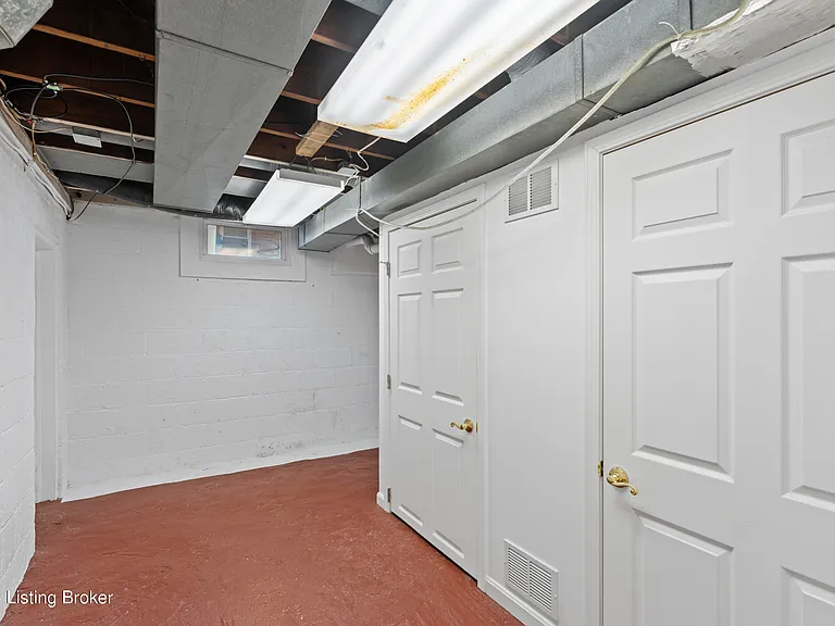 3810 Norbourne Blvd — Photo 30