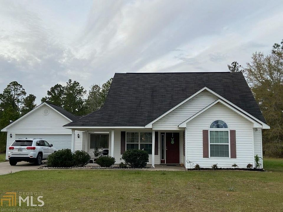 1st image of 32 Windward Way Dr