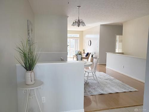 4th image of 2541 Greenside Dr