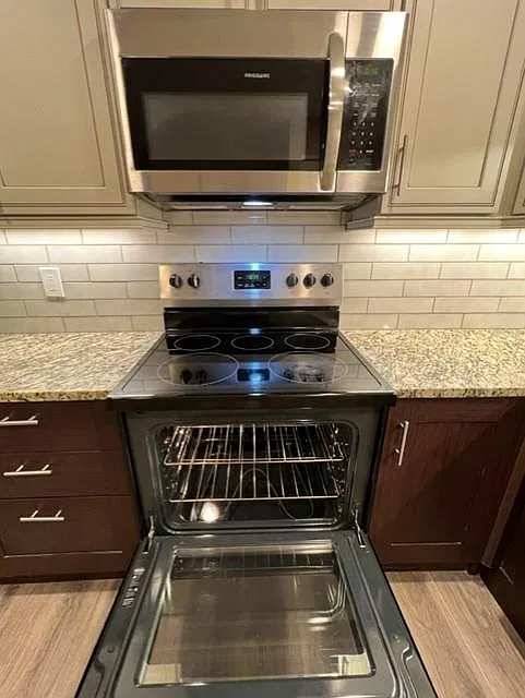 3 bed, 2070 sqft, $2,750 — Photo 3