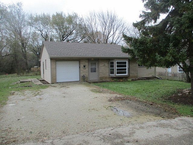 1st image of 21721 W Sarah Dr