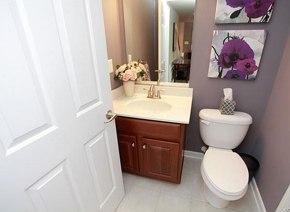 4th image of 2914 Murano Way