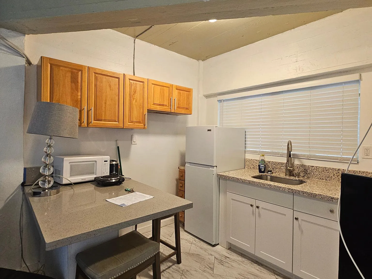 209 Kaiulani Ave — Photo 2