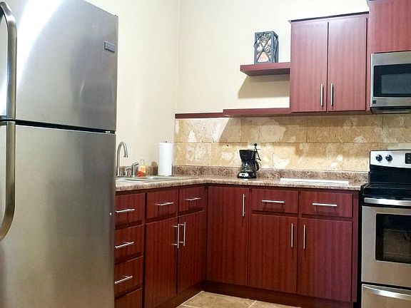 3rd image of 4 Tropical Ramey Apartments