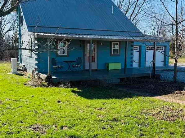 4871 N West St #300-N, Sullivan, IN 47882