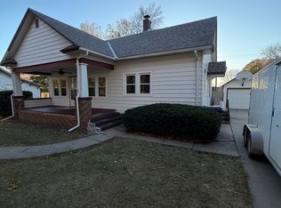 416 N Madison St, Brainard, NE 68626