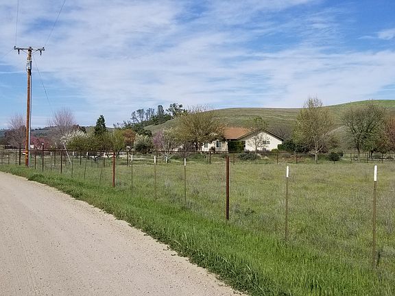 DG Road to house 1/4 mile