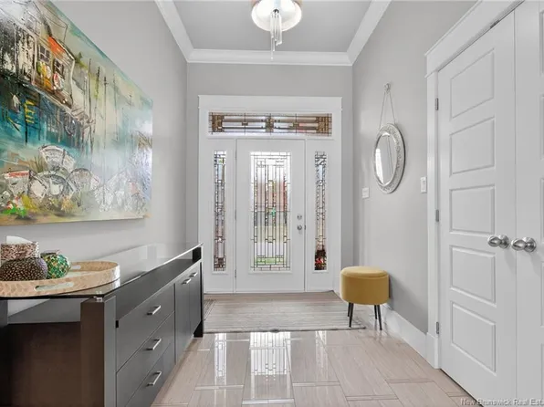 41 Valmont St, Moncton, NB E1A 1H3