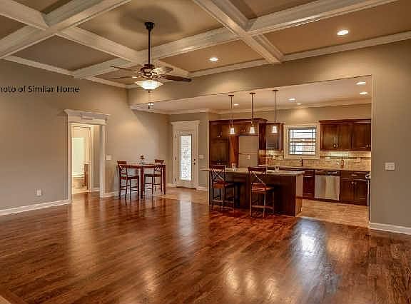 3rd image of 3122 Robinwood Dr