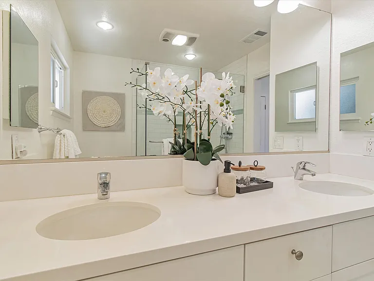 129 Lundy Ln — Photo 47