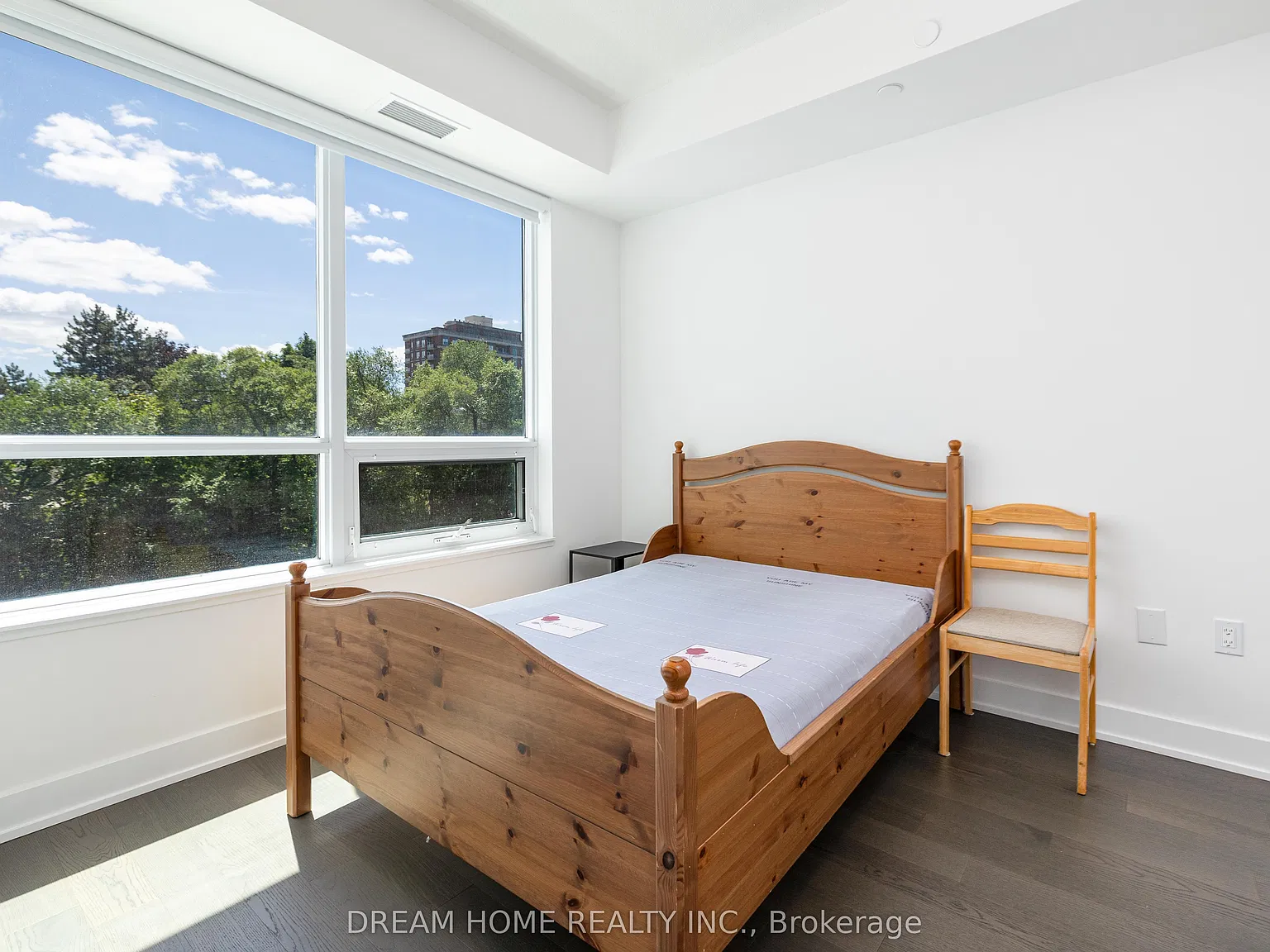 2 Teagarden Ct — Photo 4