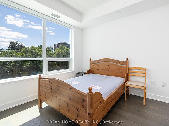 4th image of 2 Teagarden Ct #309