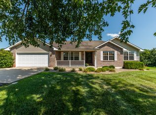 14891 Chelcy Ln, Boonville, MO 65233