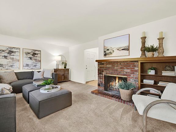 3rd image of 3232 MacLeod Street
