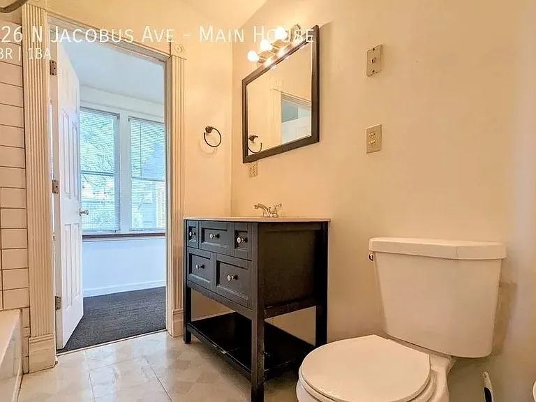 726 N Jacobus Ave #1 — Photo 11